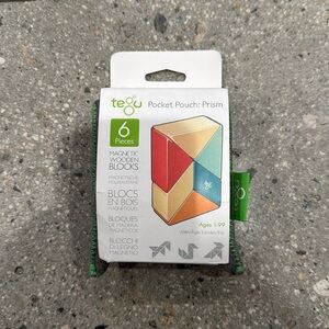 6 piece magnetic wooden blocks